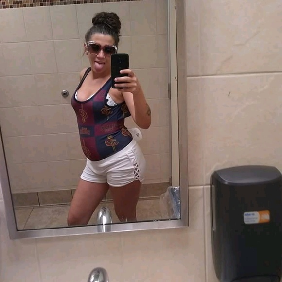 leelee977